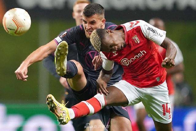 FB体育-里尔主场击败甘冈，取得胜利