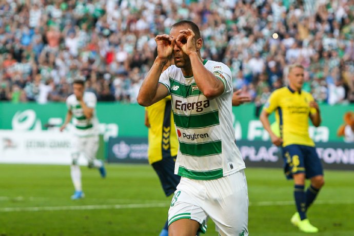 FB体育官方网站-波兰主场大胜安道尔，晋级在望